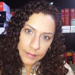 Lucia Andra Ferreira